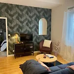 Newly Renovated Aparment - - Pets Welcome Appartamento