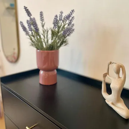 Chic And Relaxing Retreat With Bath Ritual & Candles - Pets Welcome Lejlighed